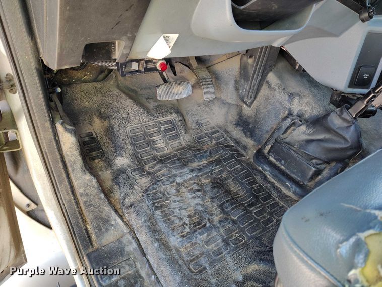 image for item YA1590 2017 Ford F750 Super Duty forestry bucket truck