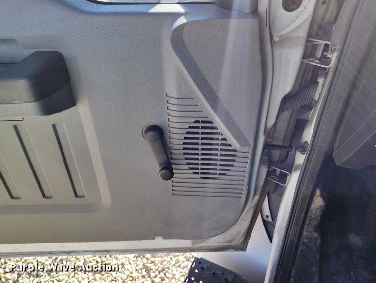 image for item YA1590 2017 Ford F750 Super Duty forestry bucket truck