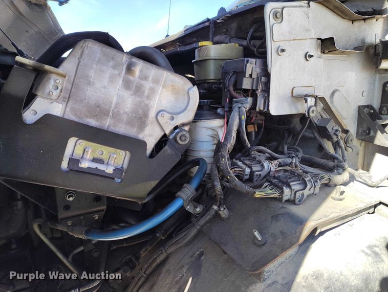 image for item YA1590 2017 Ford F750 Super Duty forestry bucket truck