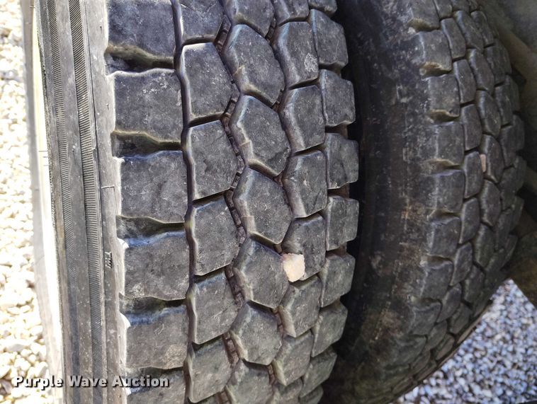 image for item YA1590 2017 Ford F750 Super Duty forestry bucket truck