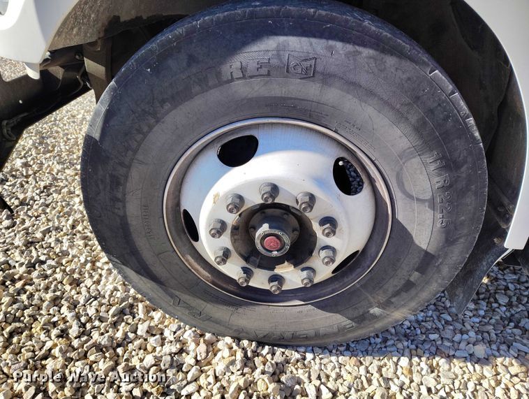 image for item YA1590 2017 Ford F750 Super Duty forestry bucket truck