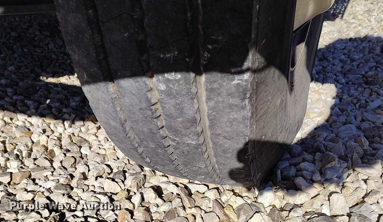 image for item YA1590 2017 Ford F750 Super Duty forestry bucket truck