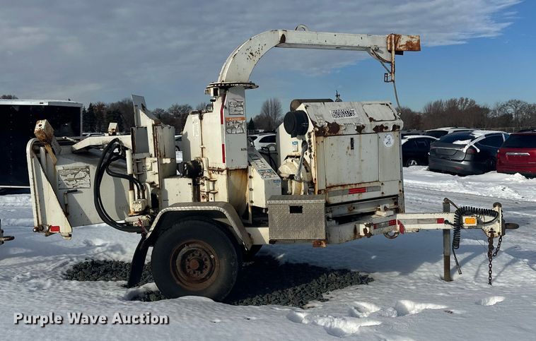 image for item YA1594 2004 Bandit 200 wood chipper