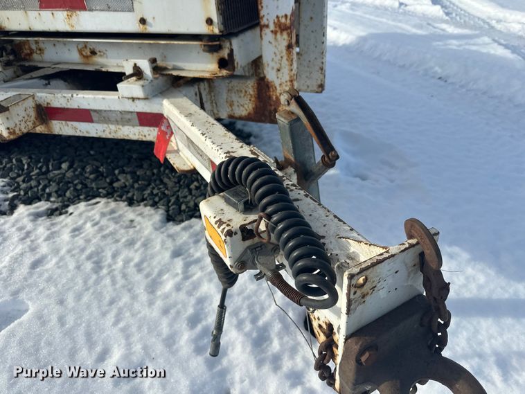 image for item YA1594 2004 Bandit 200 wood chipper