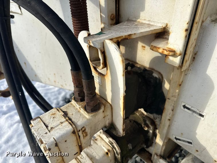 image for item YA1594 2004 Bandit 200 wood chipper