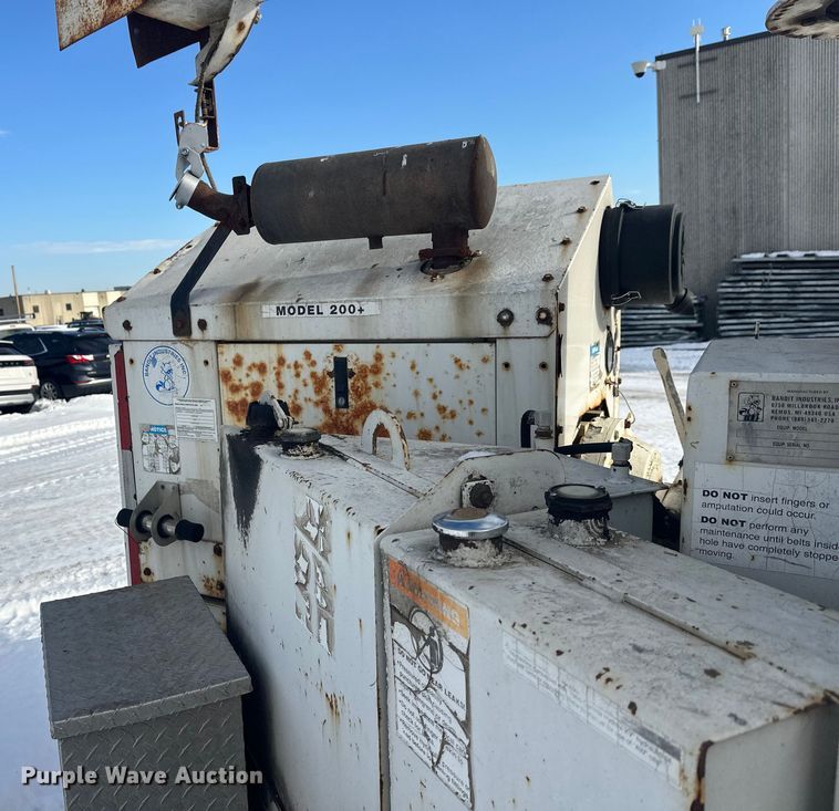 image for item YA1594 2004 Bandit 200 wood chipper