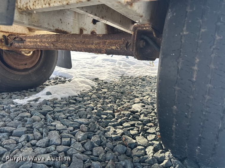 image for item YA1594 2004 Bandit 200 wood chipper