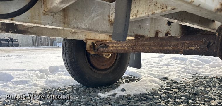 image for item YA1594 2004 Bandit 200 wood chipper