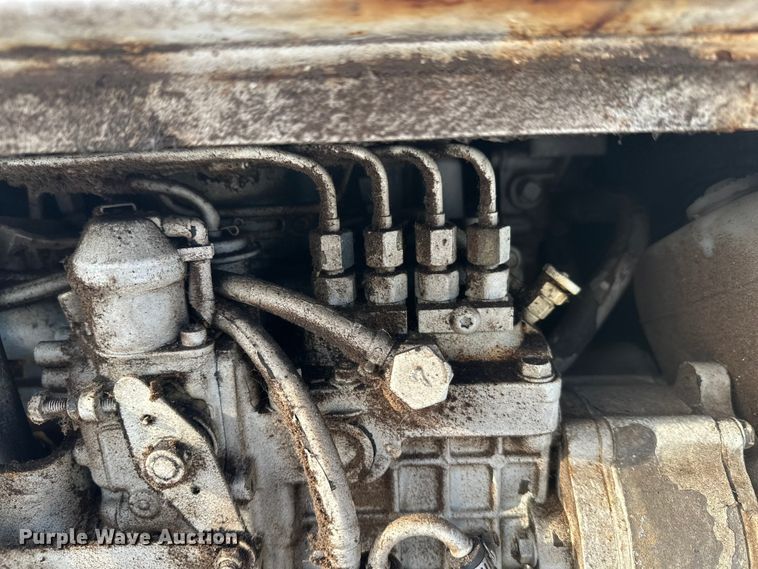 image for item YA1594 2004 Bandit 200 wood chipper