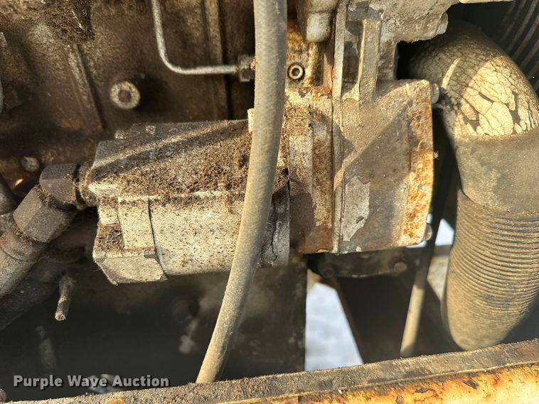 image for item YA1594 2004 Bandit 200 wood chipper