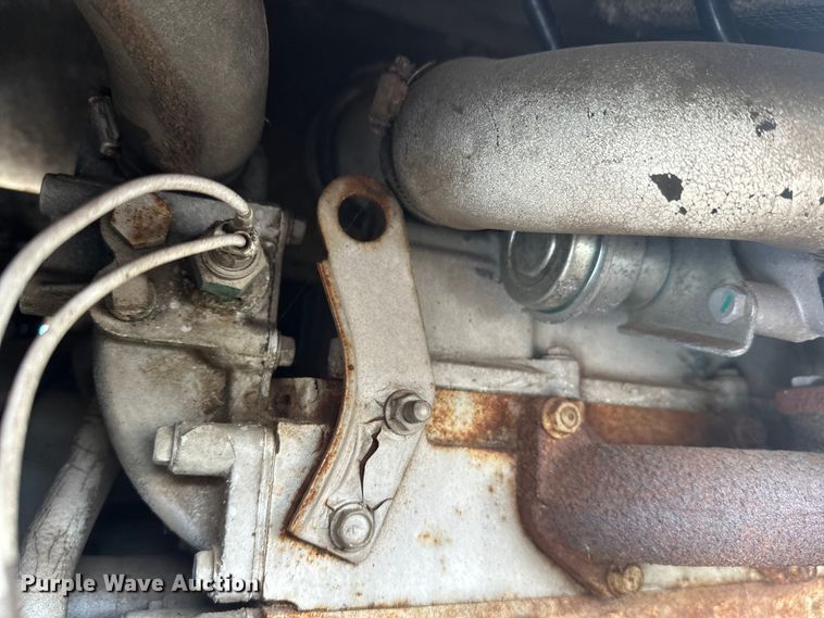 image for item YA1594 2004 Bandit 200 wood chipper