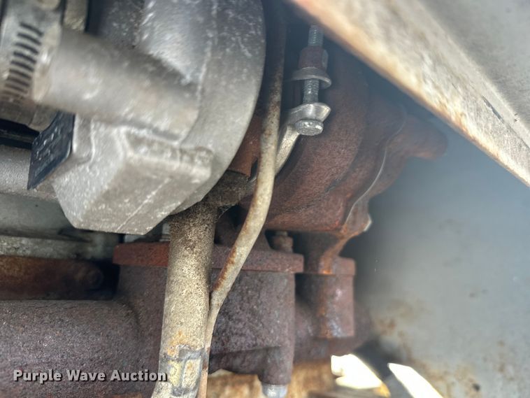 image for item YA1594 2004 Bandit 200 wood chipper