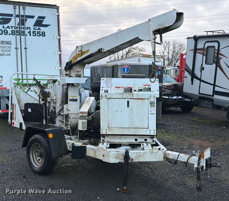 image for item YA1800 2013 Altec DC912A wood chipper