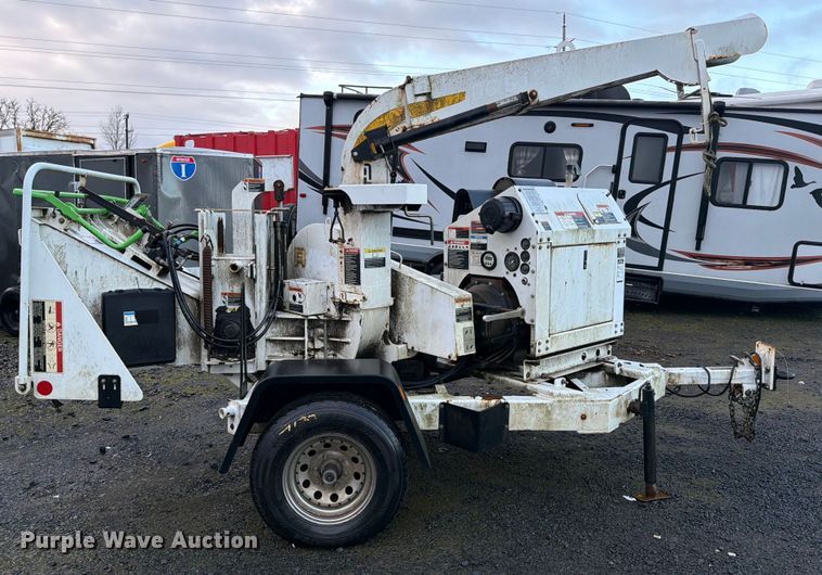 image for item YA1800 2013 Altec DC912A wood chipper