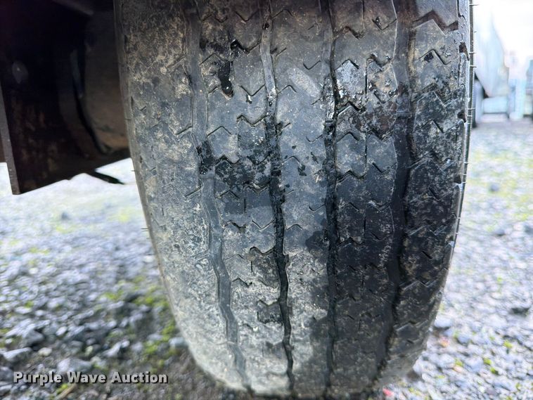 image for item YA1800 2013 Altec DC912A wood chipper