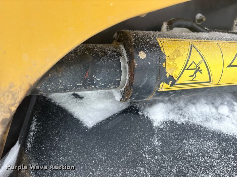 image for item YA1836 2019 ASV RT120 tracked skid steer loader