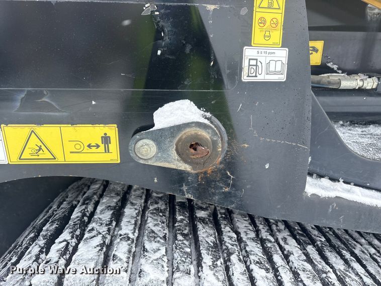 image for item YA1836 2019 ASV RT120 tracked skid steer loader