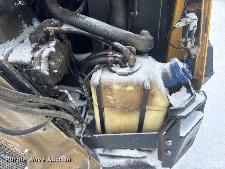 image for item YA1836 2019 ASV RT120 tracked skid steer loader