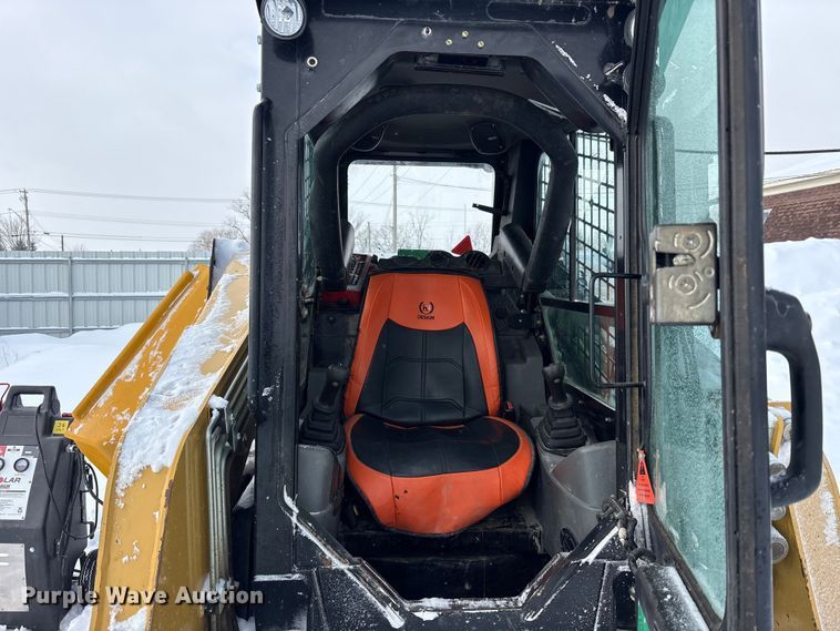 image for item YA1836 2019 ASV RT120 tracked skid steer loader