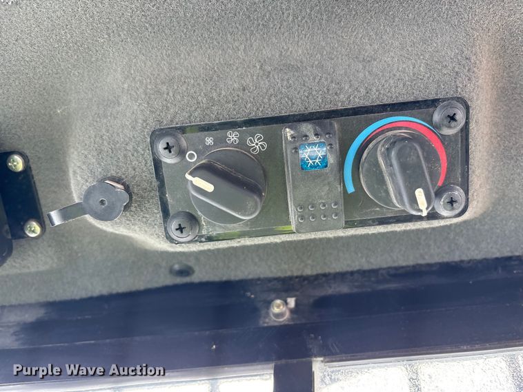 image for item YA1836 2019 ASV RT120 tracked skid steer loader