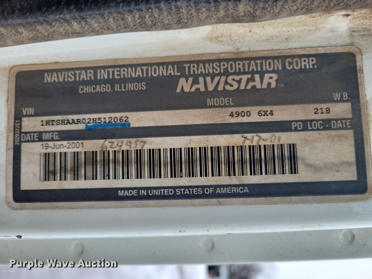 image for item YA1841 2002 International  4900 dump truck