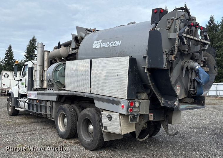 image for item YA1875 2019 Freightliner 114SD sewer jetter truck