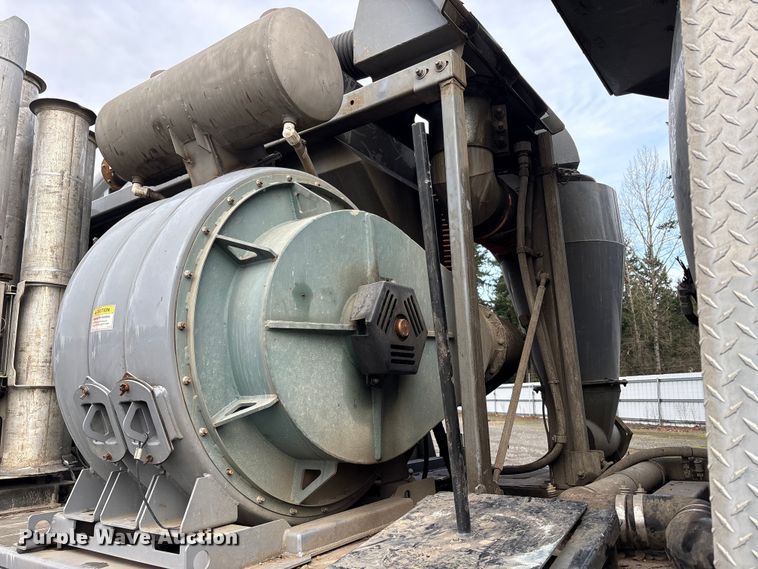 image for item YA1875 2019 Freightliner 114SD sewer jetter truck