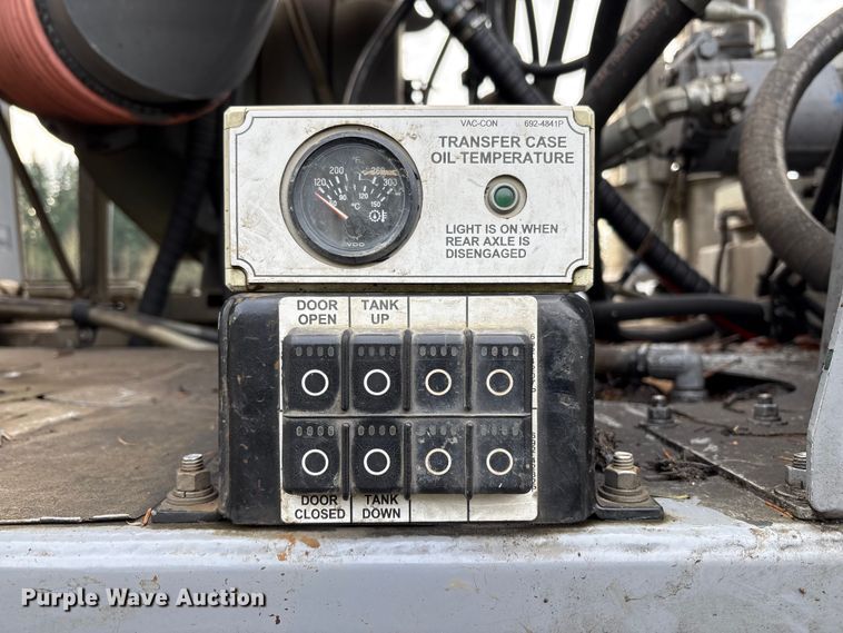 image for item YA1875 2019 Freightliner 114SD sewer jetter truck