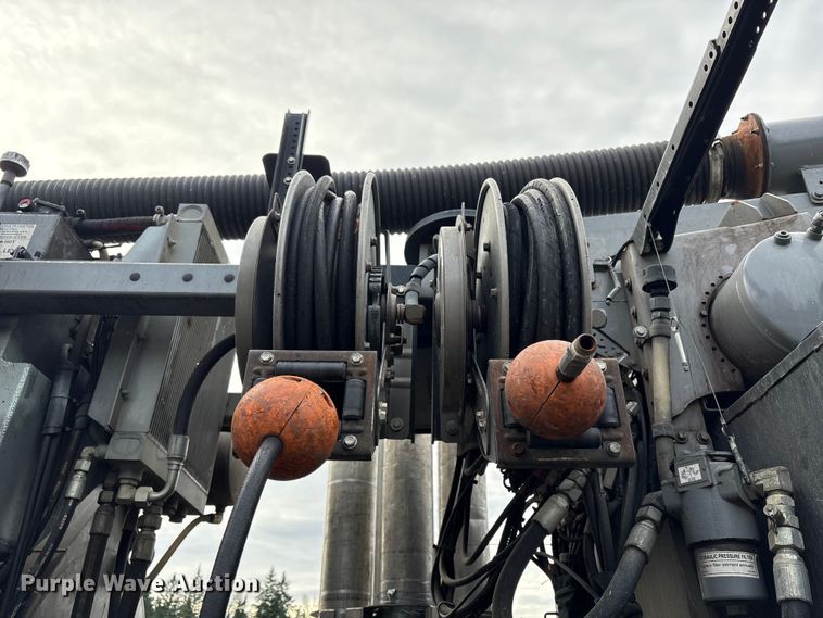 image for item YA1875 2019 Freightliner 114SD sewer jetter truck