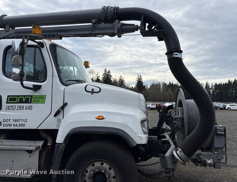 image for item YA1875 2019 Freightliner 114SD sewer jetter truck