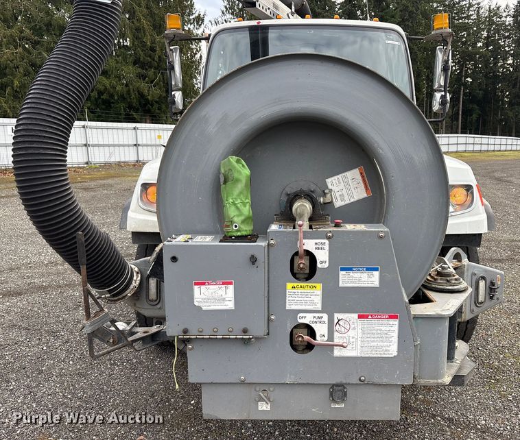 image for item YA1875 2019 Freightliner 114SD sewer jetter truck