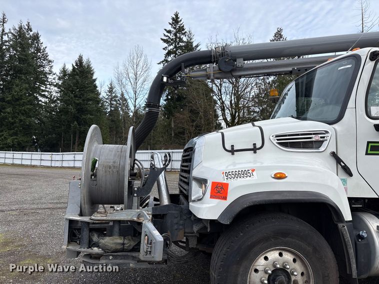 image for item YA1875 2019 Freightliner 114SD sewer jetter truck