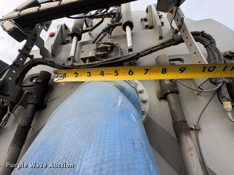 image for item YA1875 2019 Freightliner 114SD sewer jetter truck