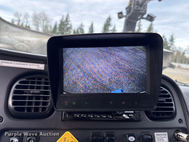 image for item YA1875 2019 Freightliner 114SD sewer jetter truck