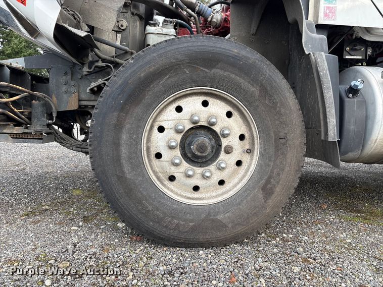 image for item YA1875 2019 Freightliner 114SD sewer jetter truck