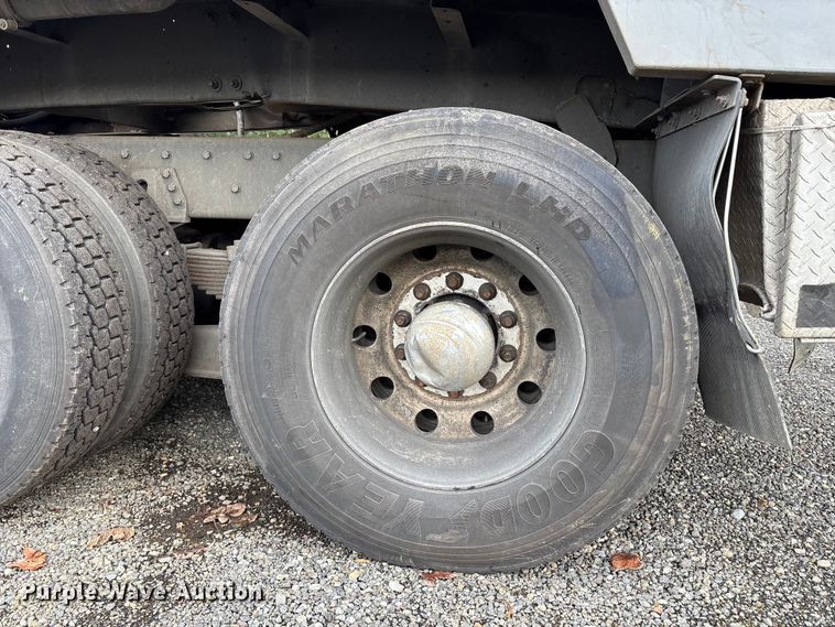 image for item YA1875 2019 Freightliner 114SD sewer jetter truck