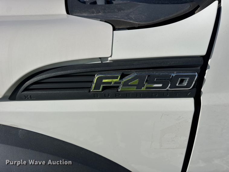 image for item YA1971 2015 Ford F450 Super Duty  bucket truck