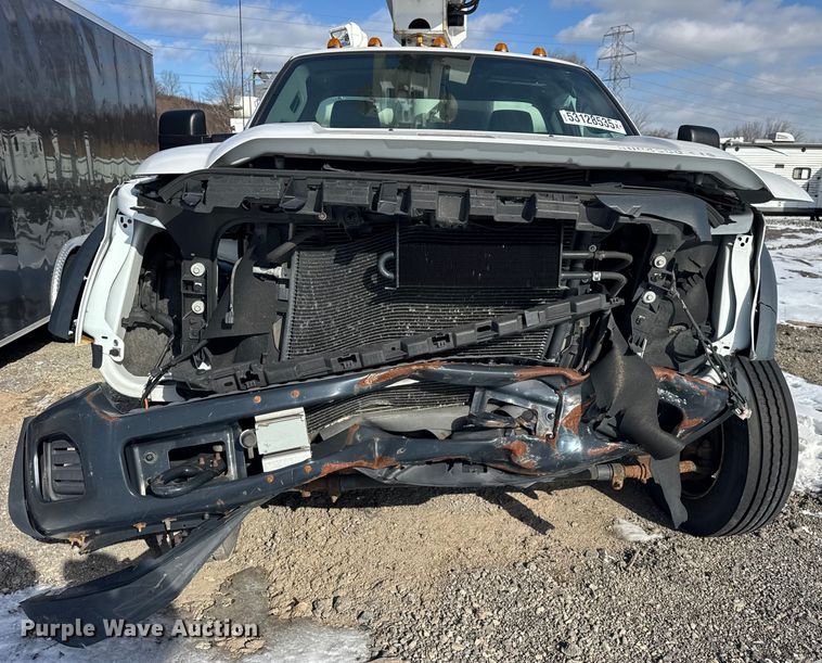 image for item YA1971 2015 Ford F450 Super Duty  bucket truck