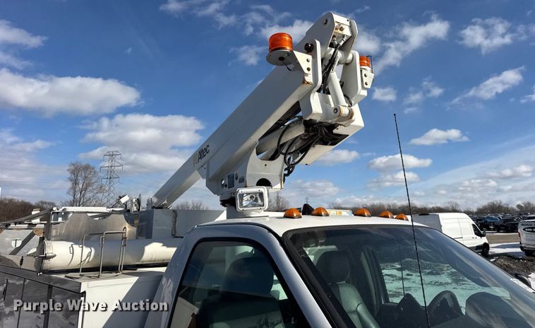 image for item YA1971 2015 Ford F450 Super Duty  bucket truck