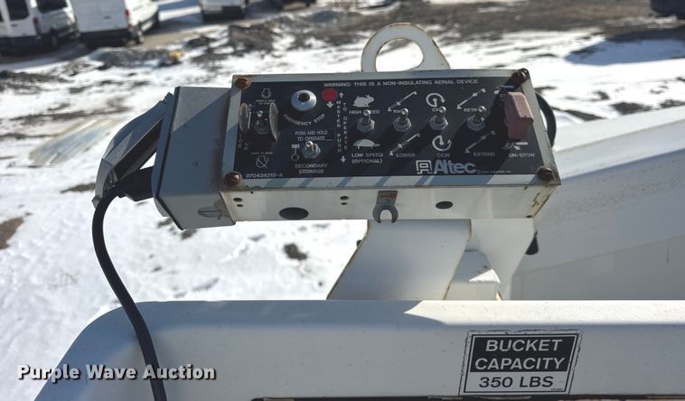 image for item YA1971 2015 Ford F450 Super Duty  bucket truck