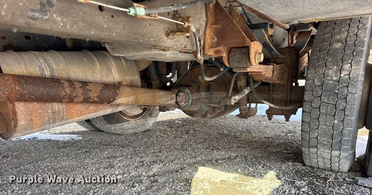 image for item YA1971 2015 Ford F450 Super Duty  bucket truck