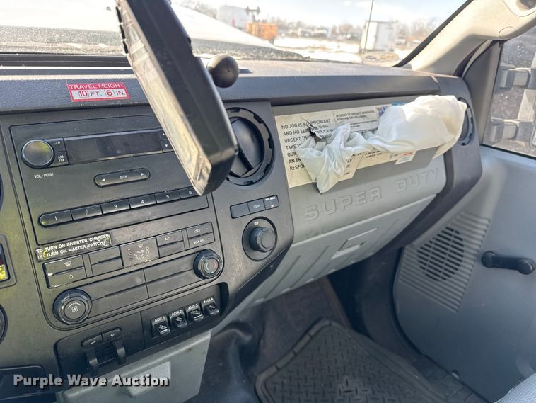 image for item YA1971 2015 Ford F450 Super Duty  bucket truck