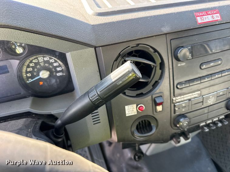 image for item YA1971 2015 Ford F450 Super Duty  bucket truck