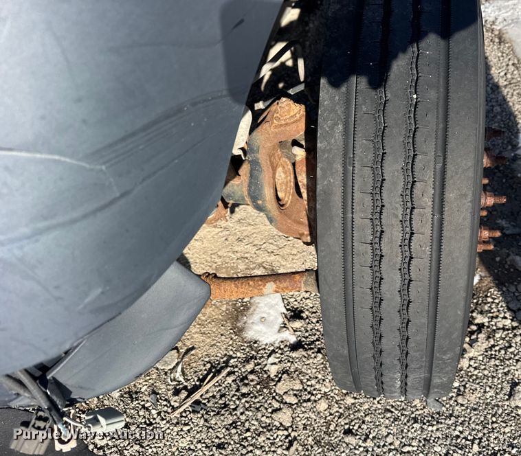 image for item YA1971 2015 Ford F450 Super Duty  bucket truck