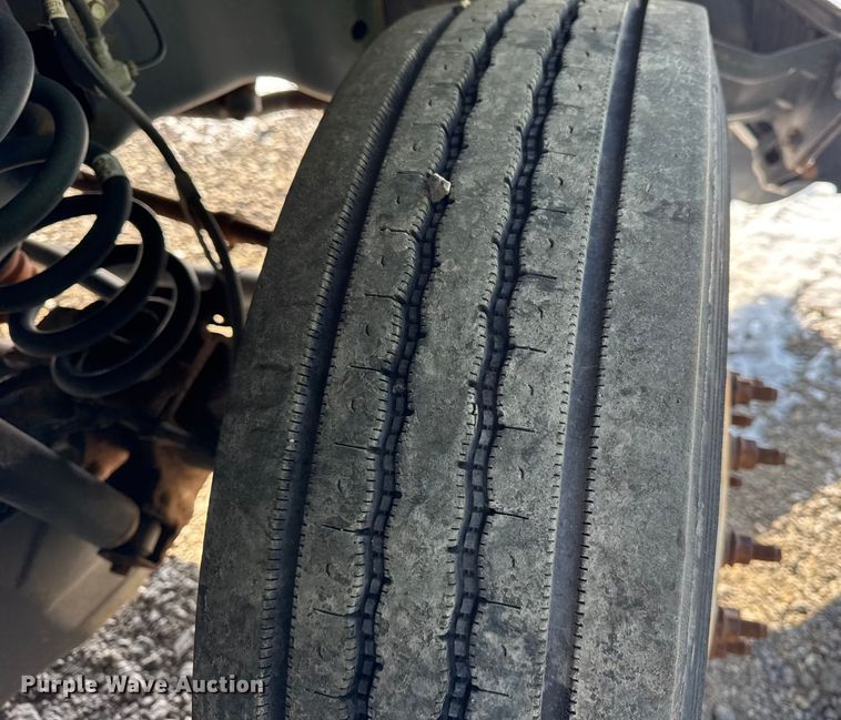 image for item YA1971 2015 Ford F450 Super Duty  bucket truck