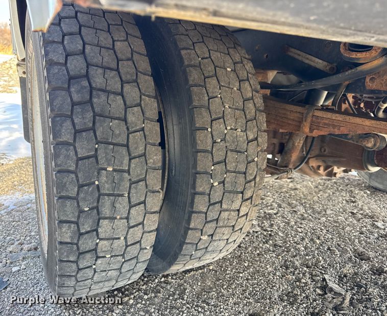 image for item YA1971 2015 Ford F450 Super Duty  bucket truck