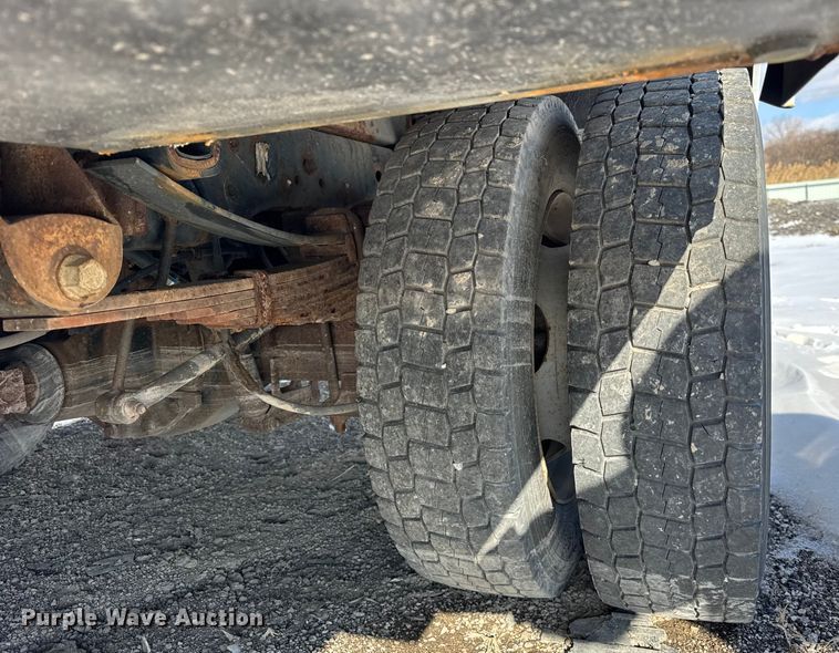 image for item YA1971 2015 Ford F450 Super Duty  bucket truck