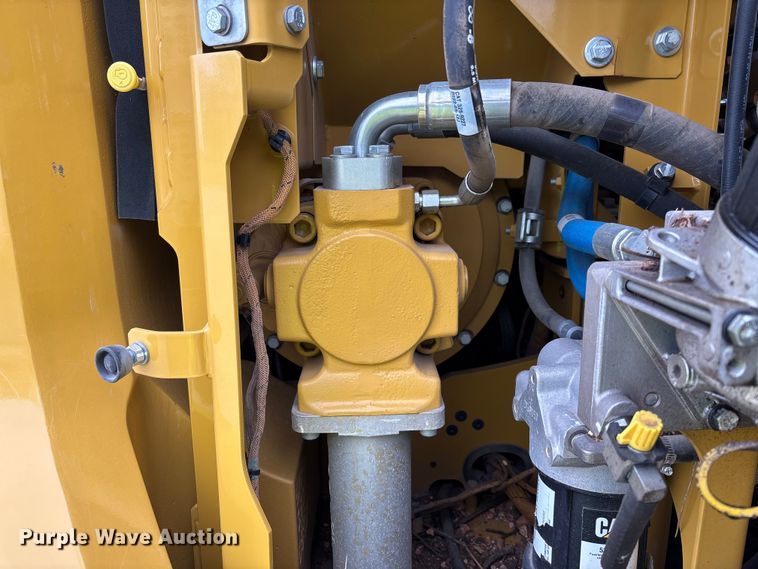 image for item YA2010 2022 Caterpillar 315 GC excavator