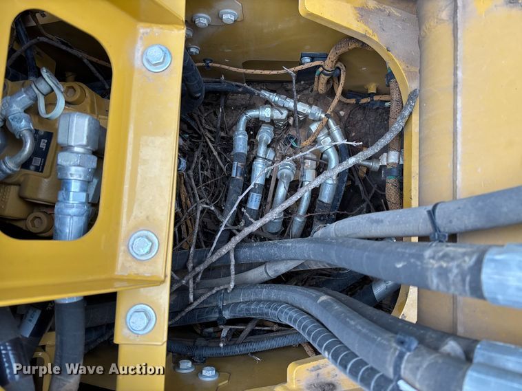 image for item YA2010 2022 Caterpillar 315 GC excavator