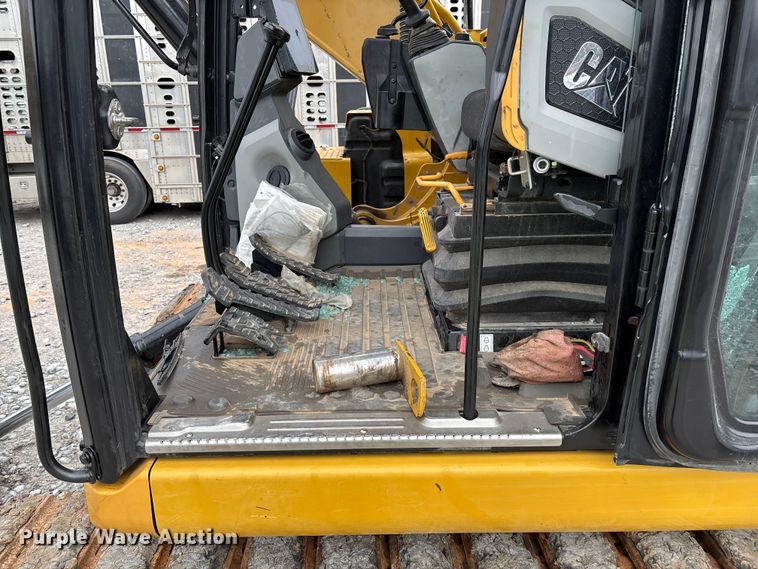 image for item YA2010 2022 Caterpillar 315 GC excavator